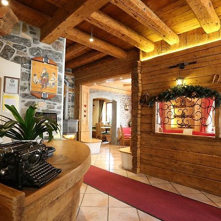 Albergo Centrale Forni di Sopra Extérieur photo