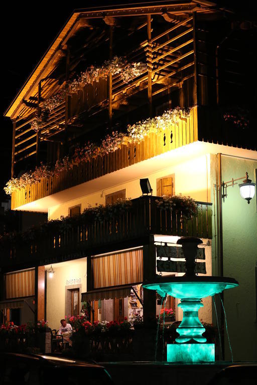 Albergo Centrale Forni di Sopra Extérieur photo