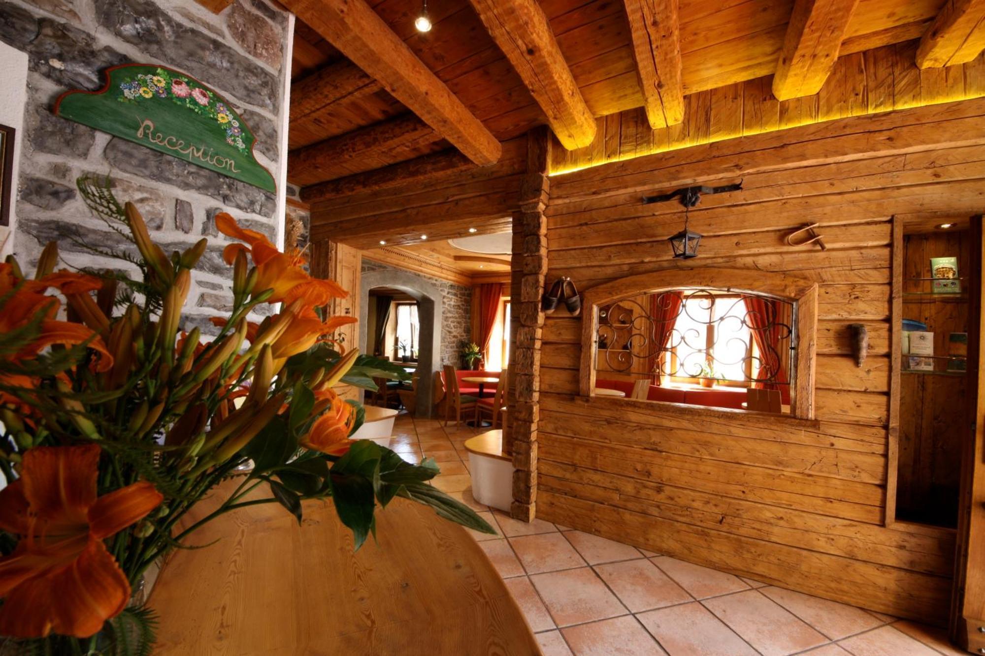 Albergo Centrale Forni di Sopra Extérieur photo