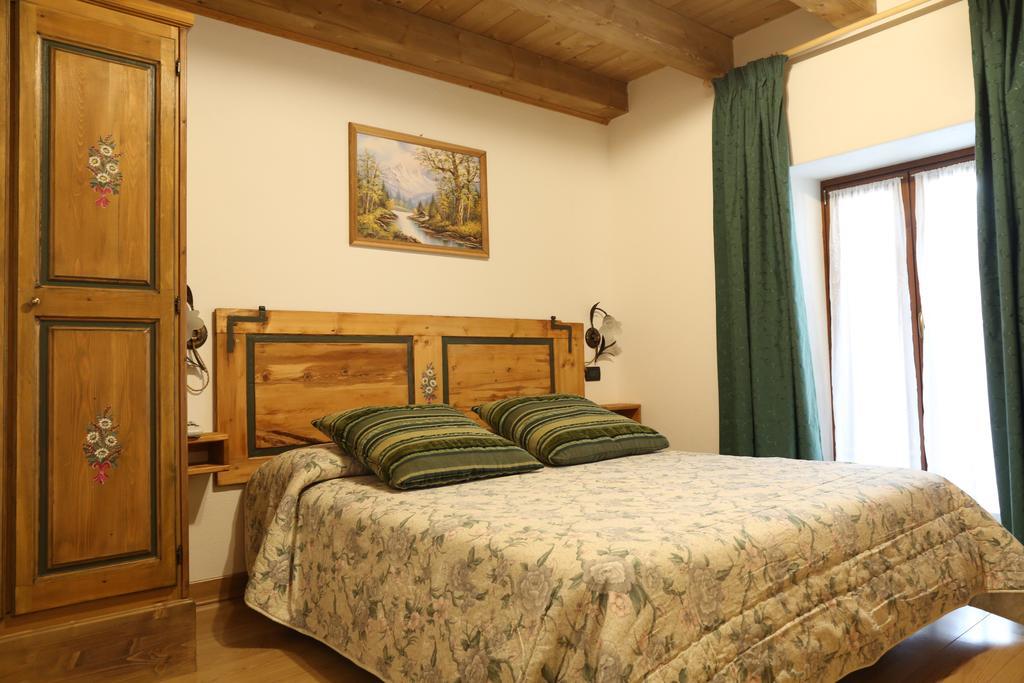Albergo Centrale Forni di Sopra Extérieur photo