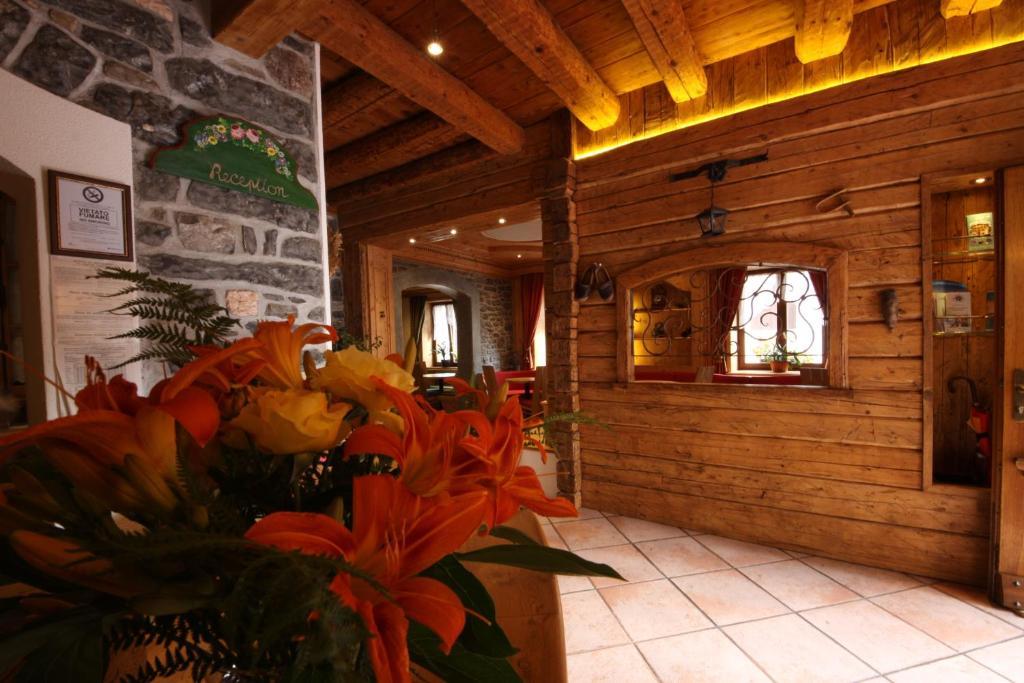 Albergo Centrale Forni di Sopra Extérieur photo